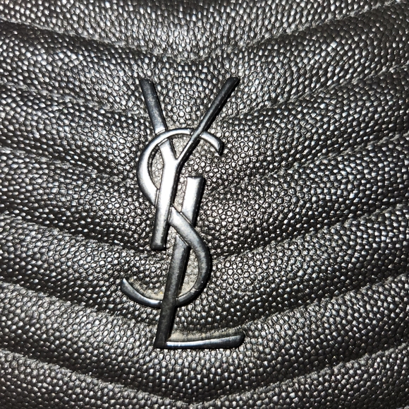 Saint Laurent handbag - Picture 4 of 8
